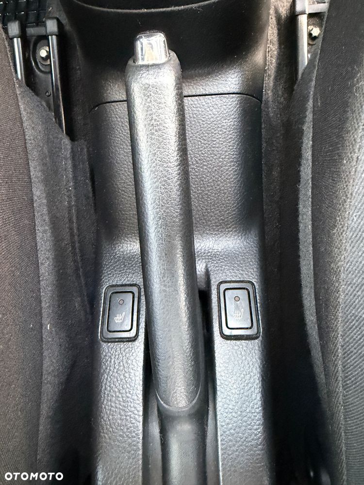 Suzuki Swift - 11