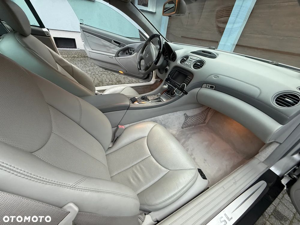 Mercedes-Benz SL 600 - 13