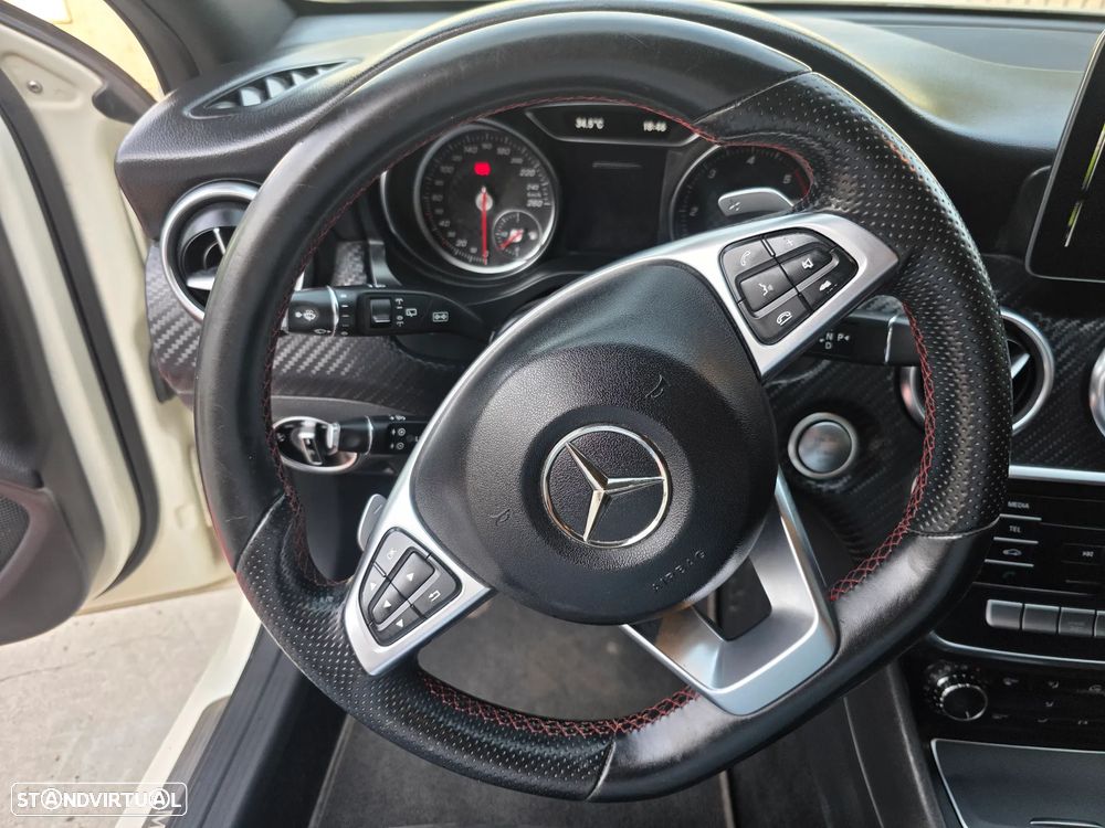 Mercedes-Benz A 180 d 7G-DCT AMG Line - 14
