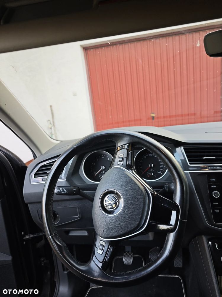 Volkswagen Tiguan - 6