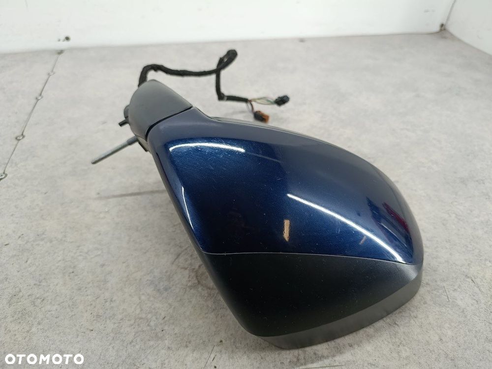 LUSTERKO PRAWE PEUGEOT 5008 KPS - 7