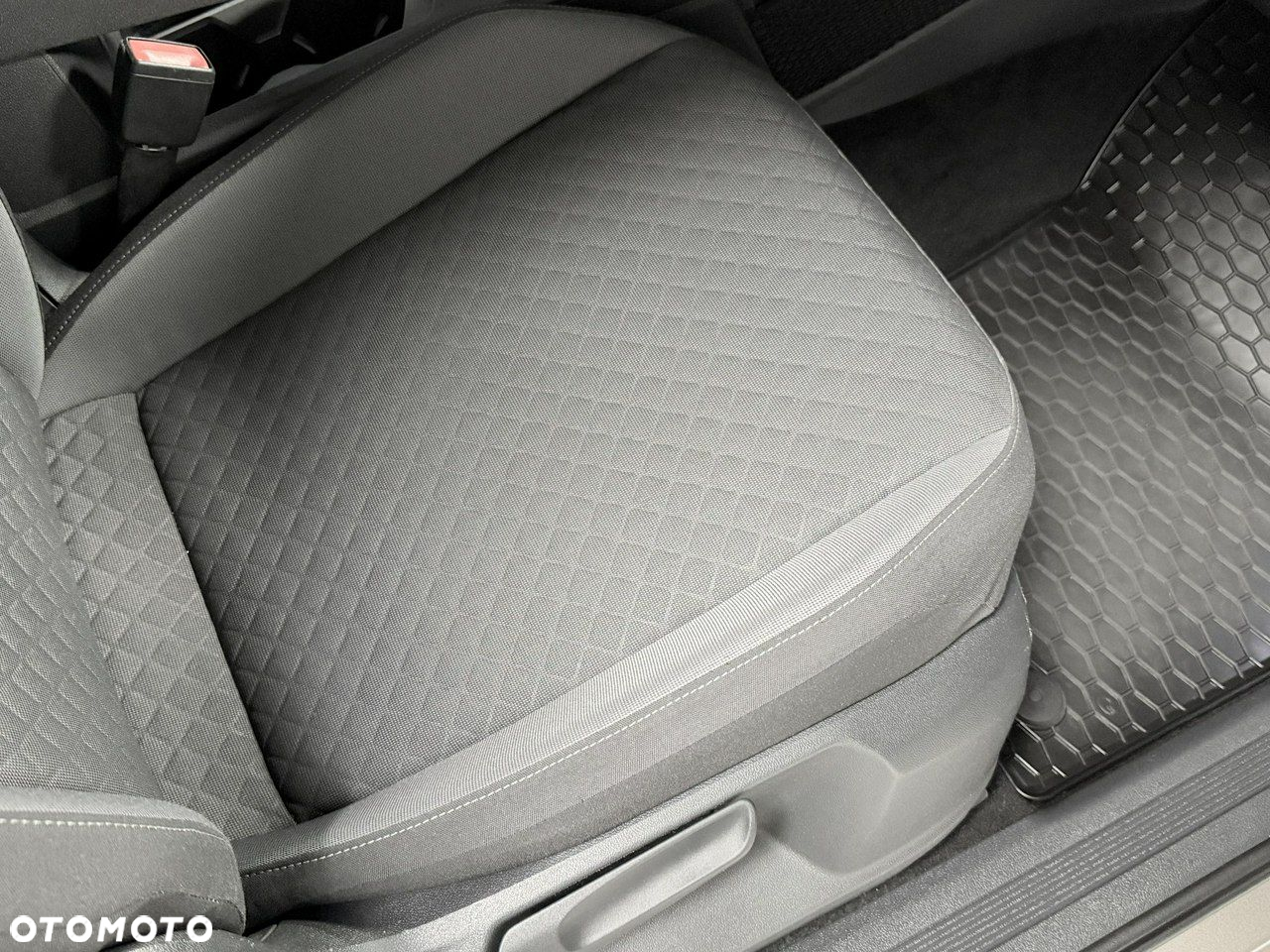 Volkswagen Tiguan - 13