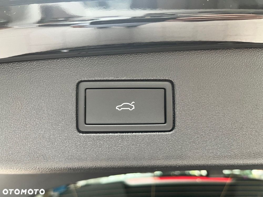 Volkswagen Tiguan 1.5 eTSI Life Plus DSG - 25