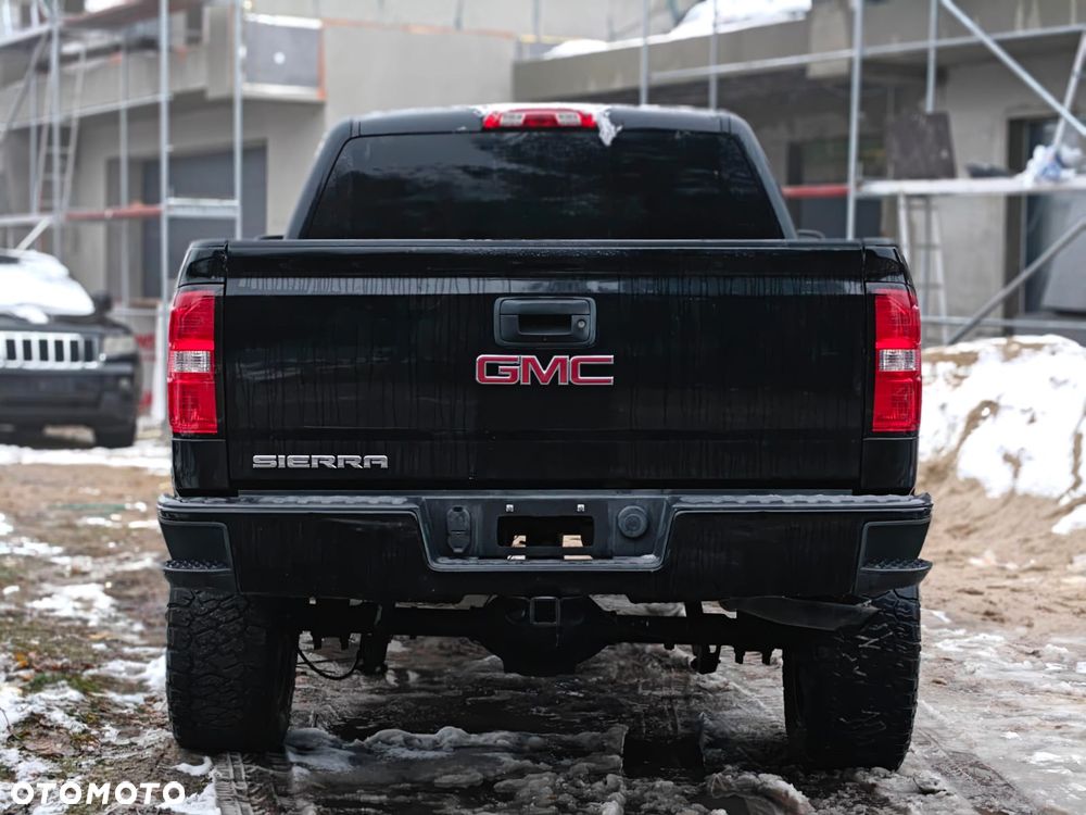 GMC Sierra - 7