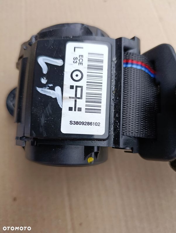 BMW M2 F87 PAS BEZPIECZEŃSTWA LEWY TYŁ 8092861 - 2