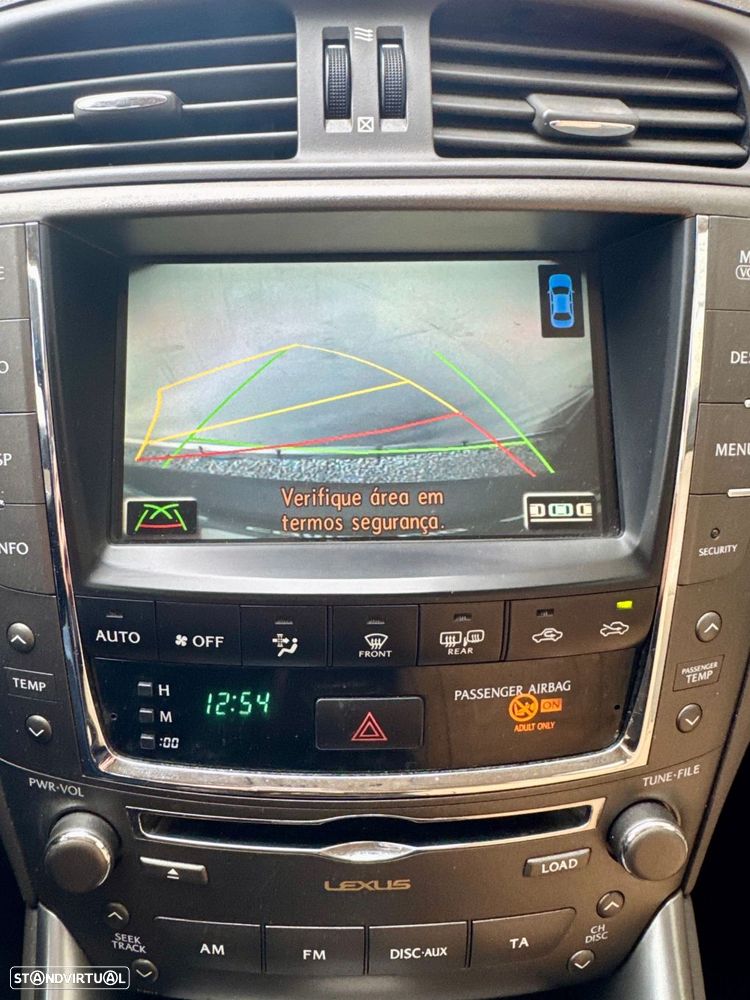 Lexus IS 220 d Executive 6G - 6