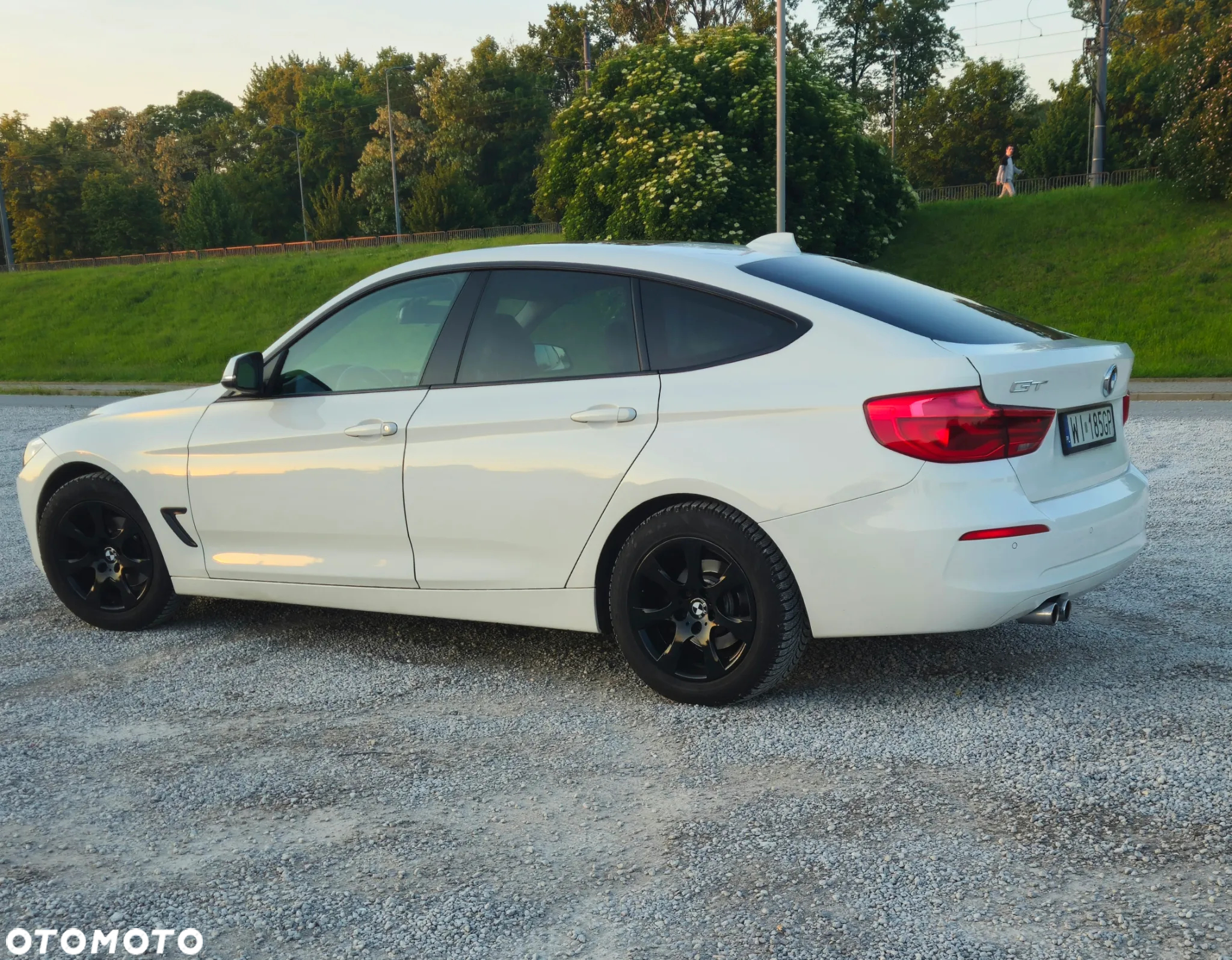 BMW 3GT 320i - 8