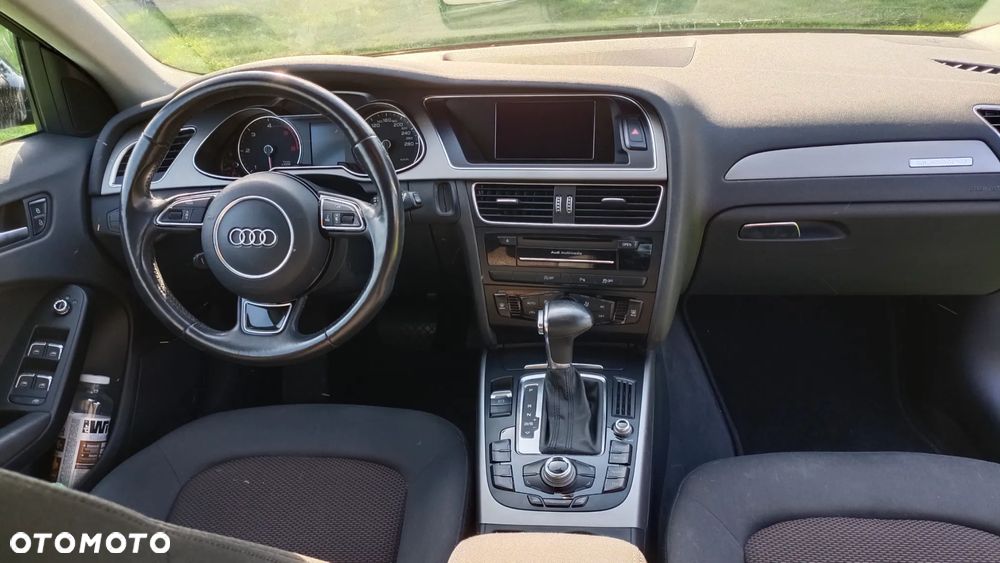Audi A4 Allroad quattro 2.0 TDI DPF S tronic - 9