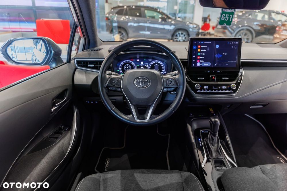 Toyota Corolla 1.8 Hybrid Comfort - 25