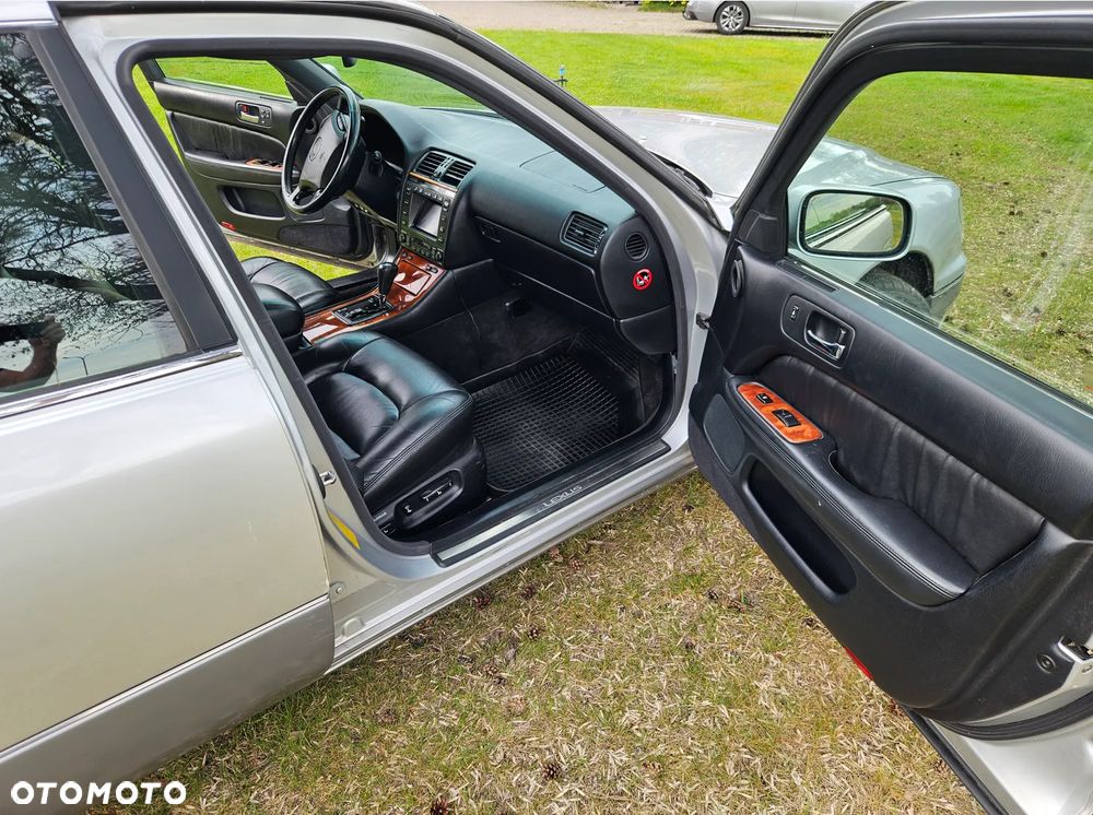 Lexus LS Standard - 19