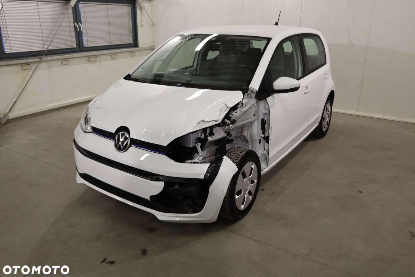 Volkswagen up! e-up - 4