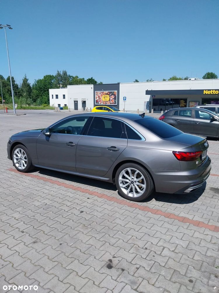 Audi A4 Limousine 35 TFSI S tronic - 11