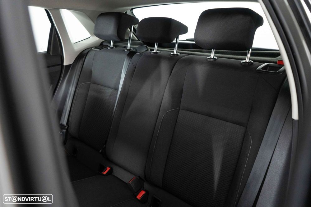 VW Polo 1.0 Confortline - 9