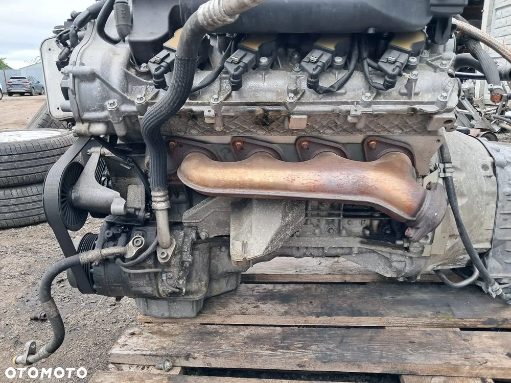 SILNIK MERCEDES W221 5.5 V8 - 2