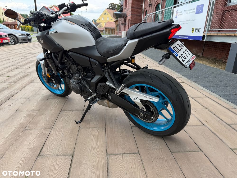 Yamaha MT - 6
