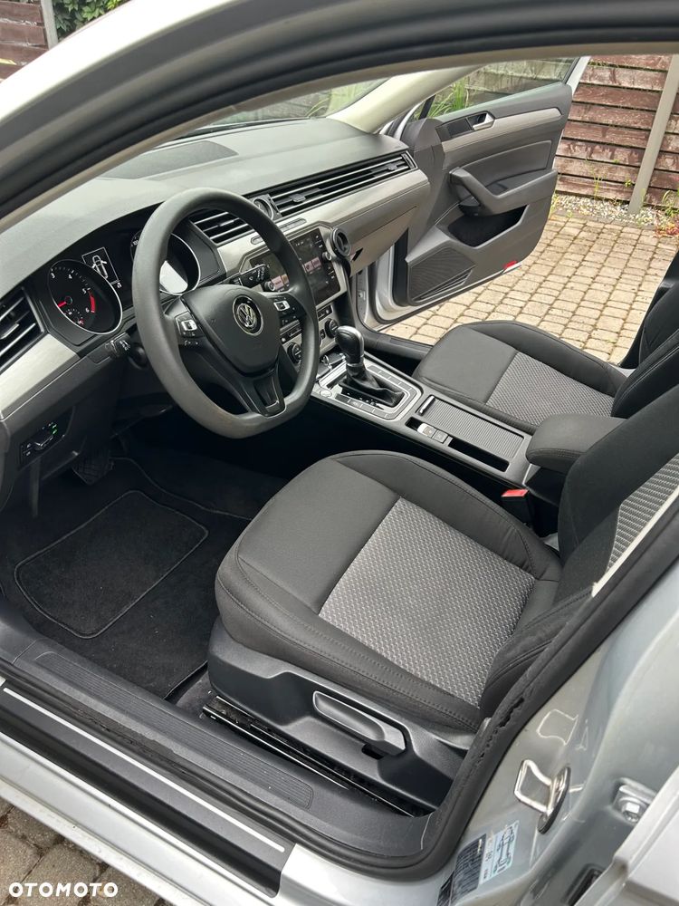 Volkswagen Passat 2.0 TDI BMT Highline DSG - 22