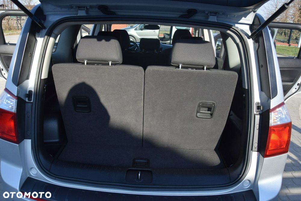 Chevrolet Orlando - 25