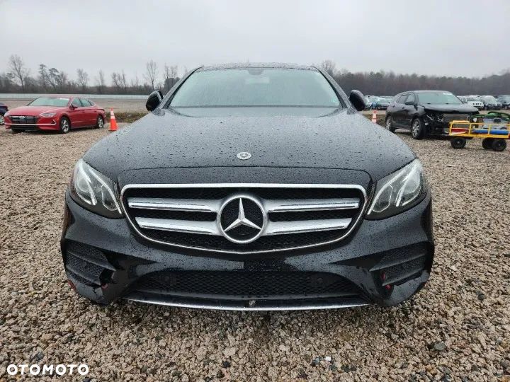 Mercedes-Benz Klasa E - 5