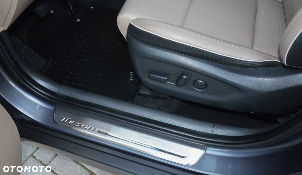 Hyundai Tucson - 16