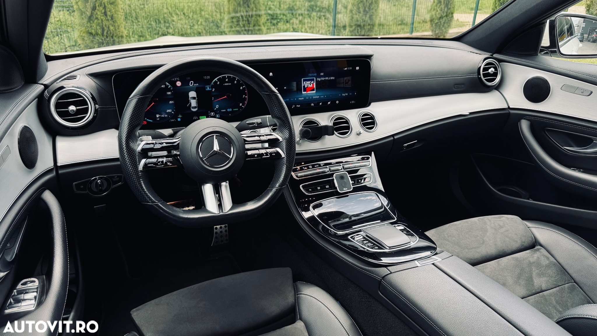 Mercedes-Benz E - 13
