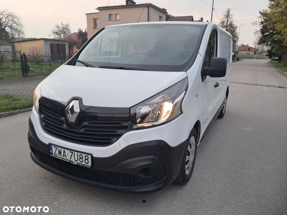 Renault Trafic - 2