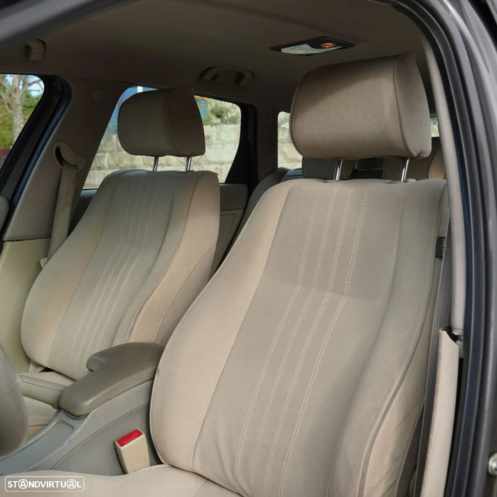 Alfa Romeo 159 Sportwagon 1.9 JTDm 16V Sportiva - 11