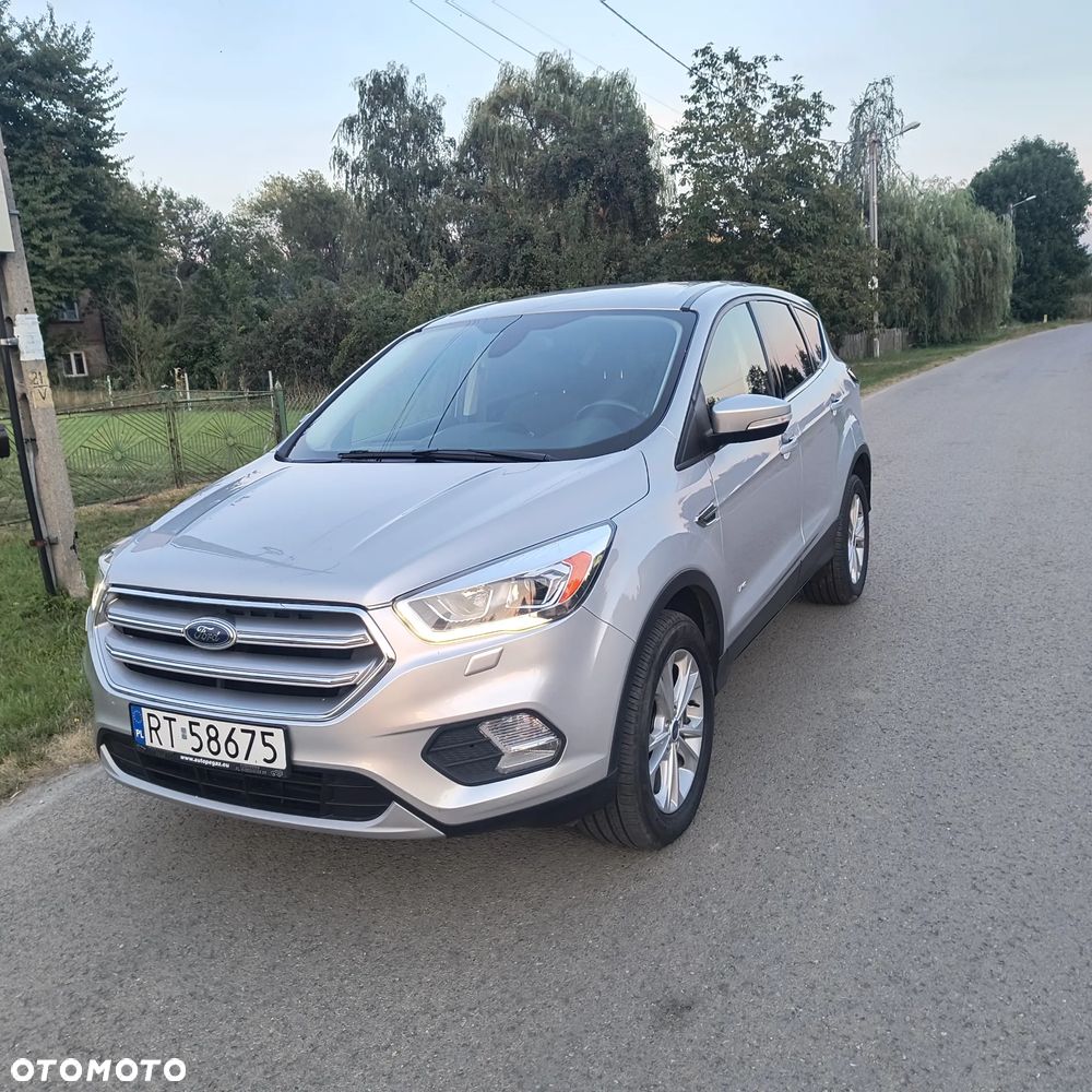 Ford Kuga 2.0 TDCi 4WD Titanium - 36