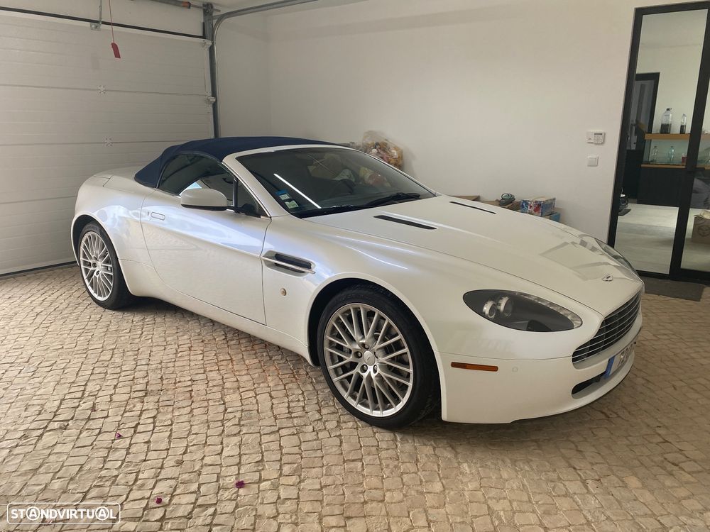 Aston Martin Vantage Roadster V8 N420 Sportshift - 1