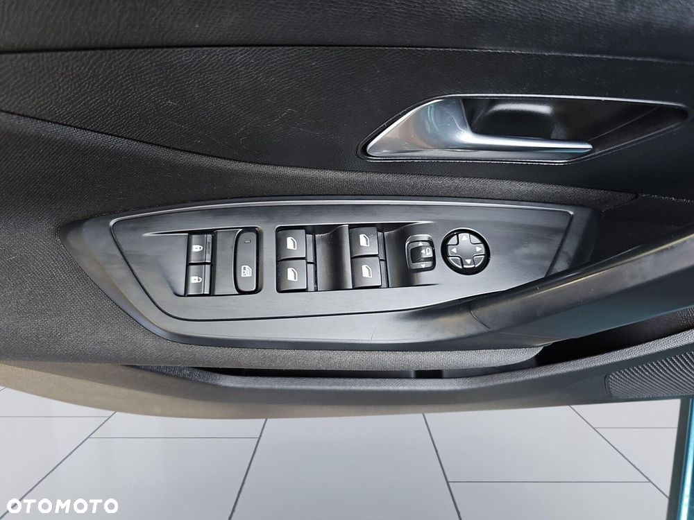 Peugeot 308 1.5 BlueHDi Active Pack S&S - 18