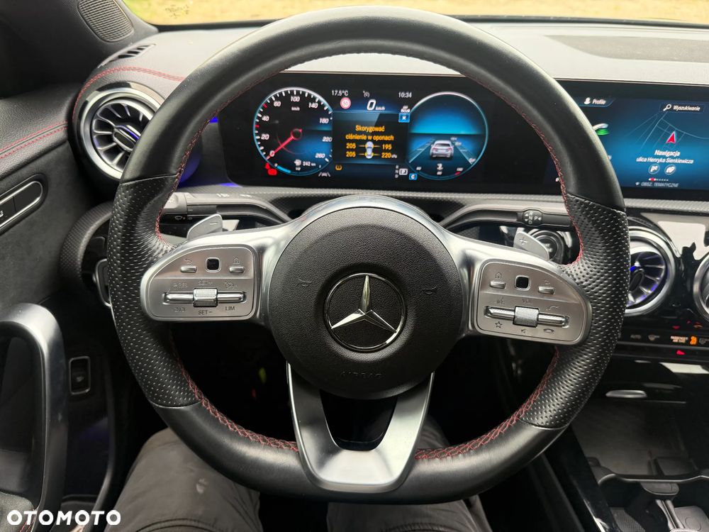 Mercedes-Benz CLA 200 d AMG Line 8G-DCT - 14