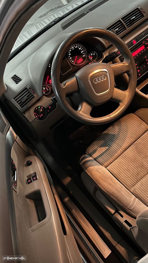 Audi A4 Avant 2.0 TDi Sport - 3