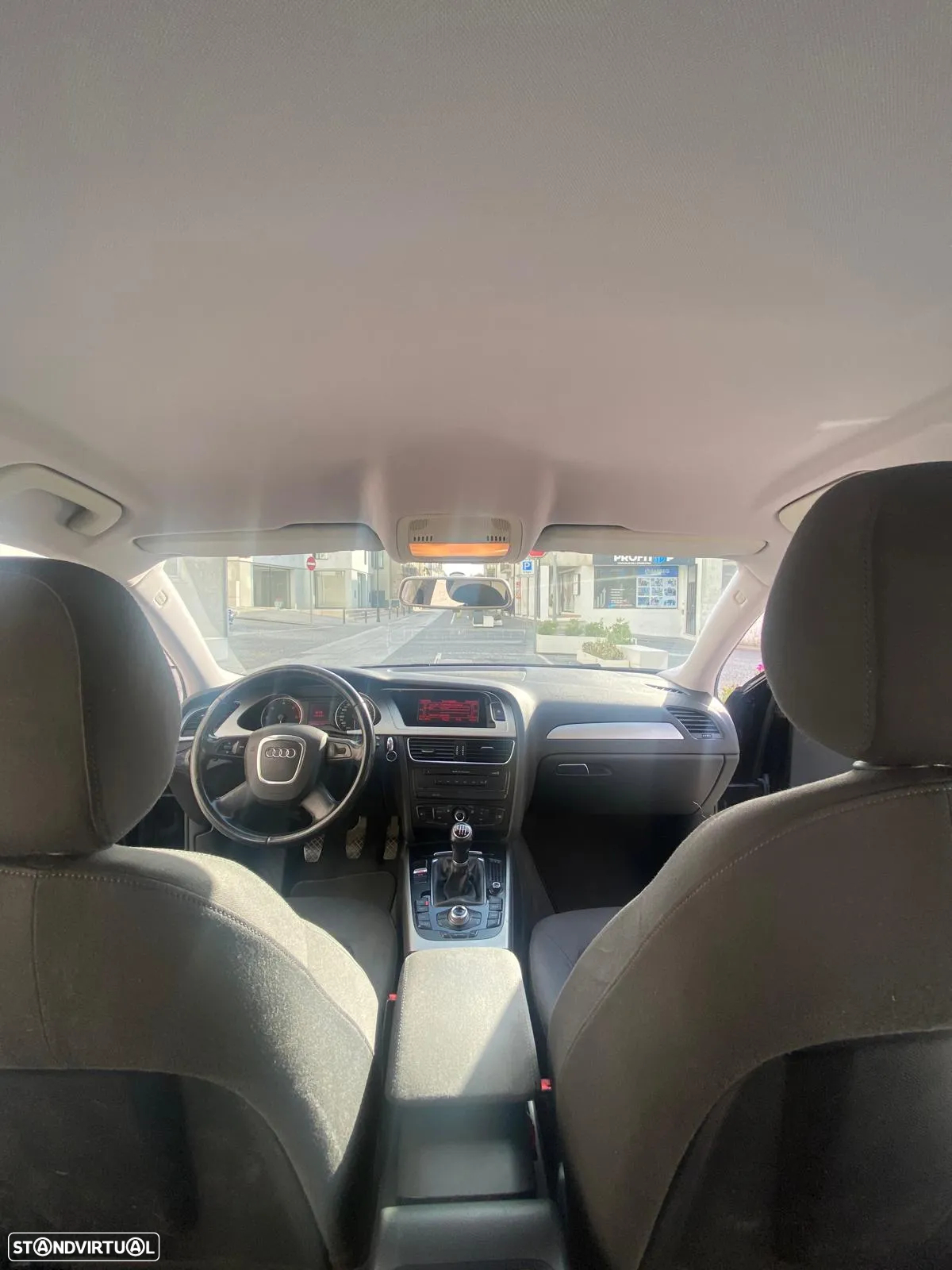 Audi A4 Avant 2.0 TDI - 6
