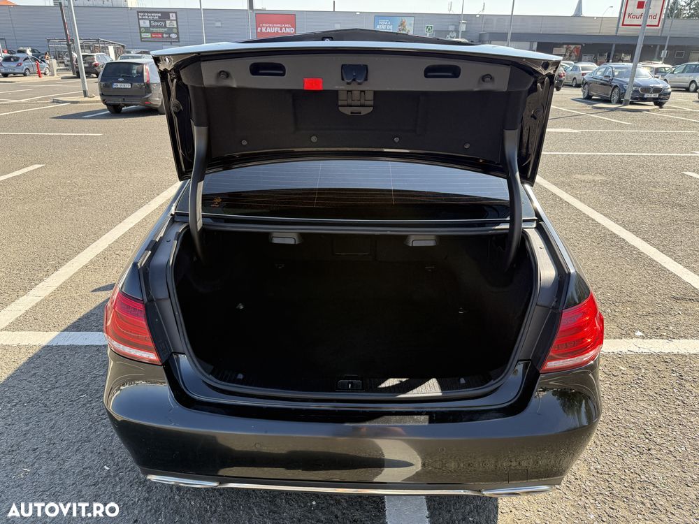 Mercedes-Benz E 220 BlueTEC 9G-TRONIC Avantgarde - 29