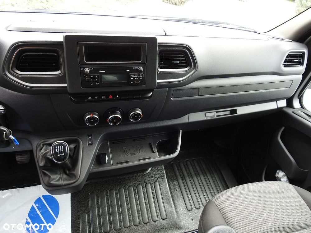 Renault MASTER PLANDEKA 10 PALET WEBASTO TEMPOMAT KLIMATYZACJA LEDY  165KM - 32