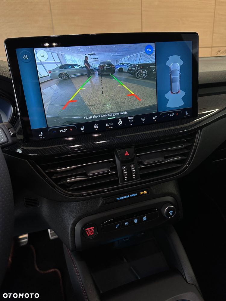 Ford Focus 2.3 EcoBoost ST X - 20