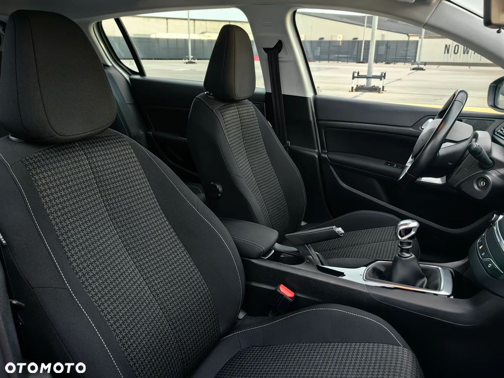 Peugeot 308 1.5 BlueHDi Business Line S&S - 18