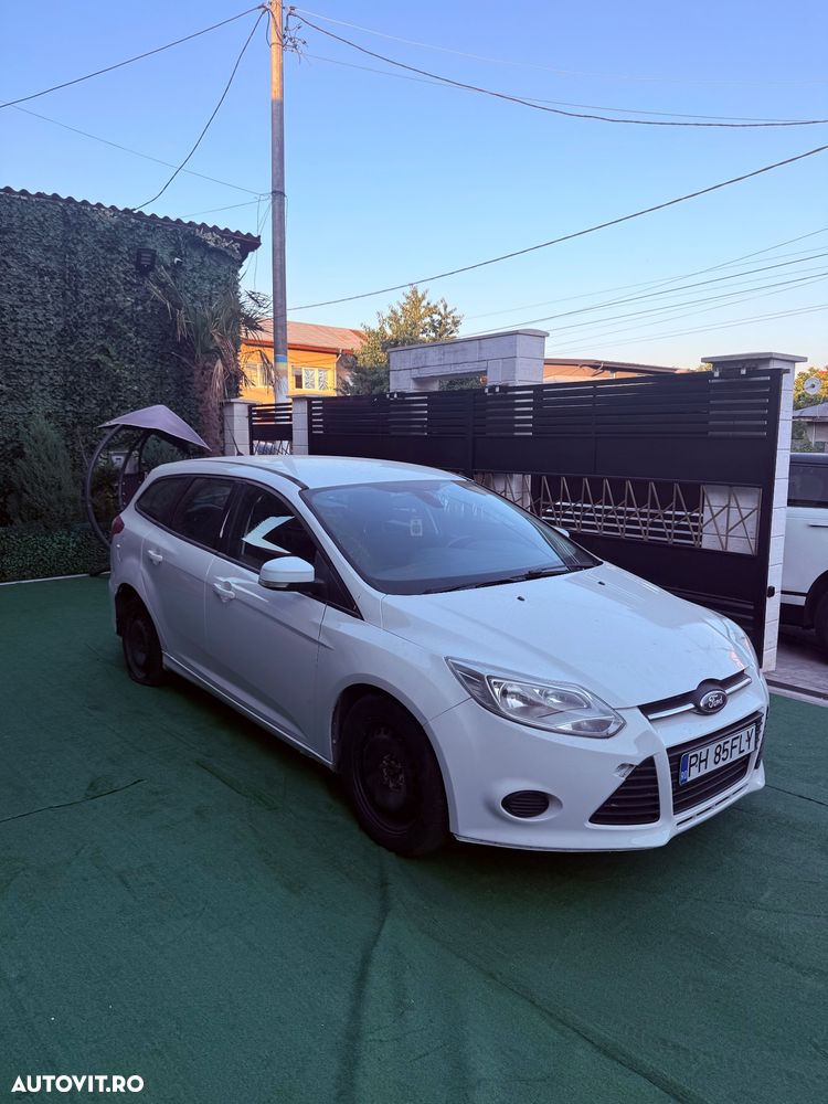 Ford Focus 1.6 TDCI DPF Trend - 3