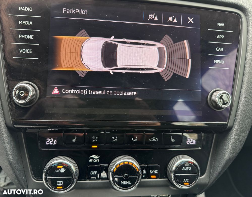 Skoda Octavia 2.0 TDI DSG Premium Edition - 36