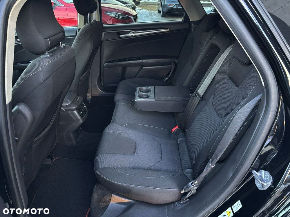 Ford Mondeo - 24