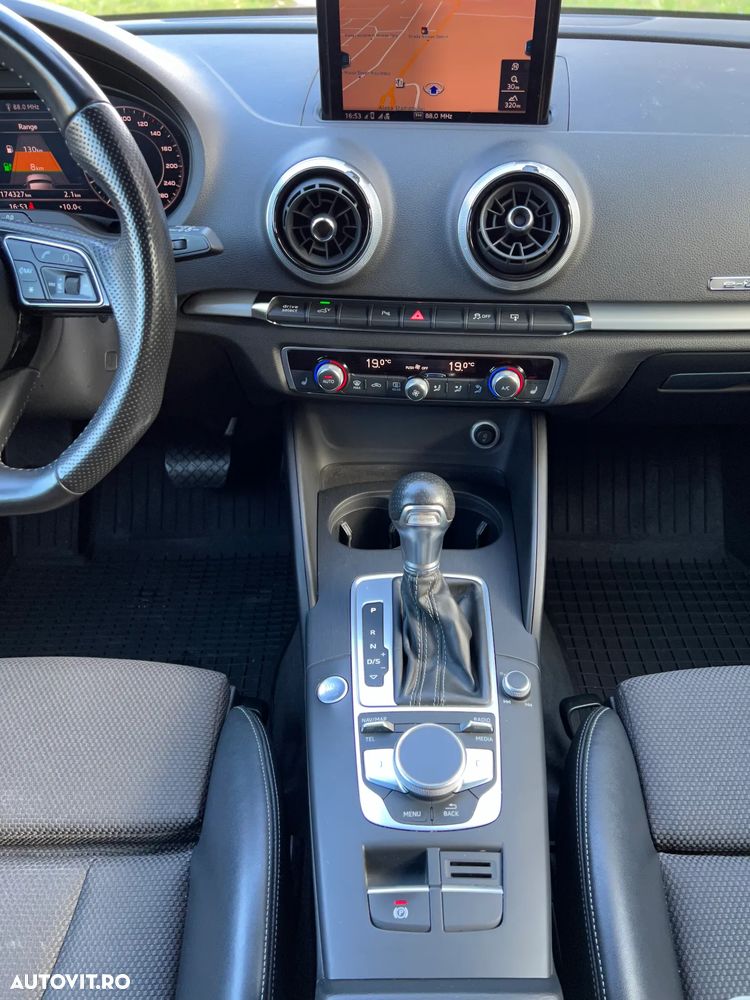 Audi A3 Sportback - 13
