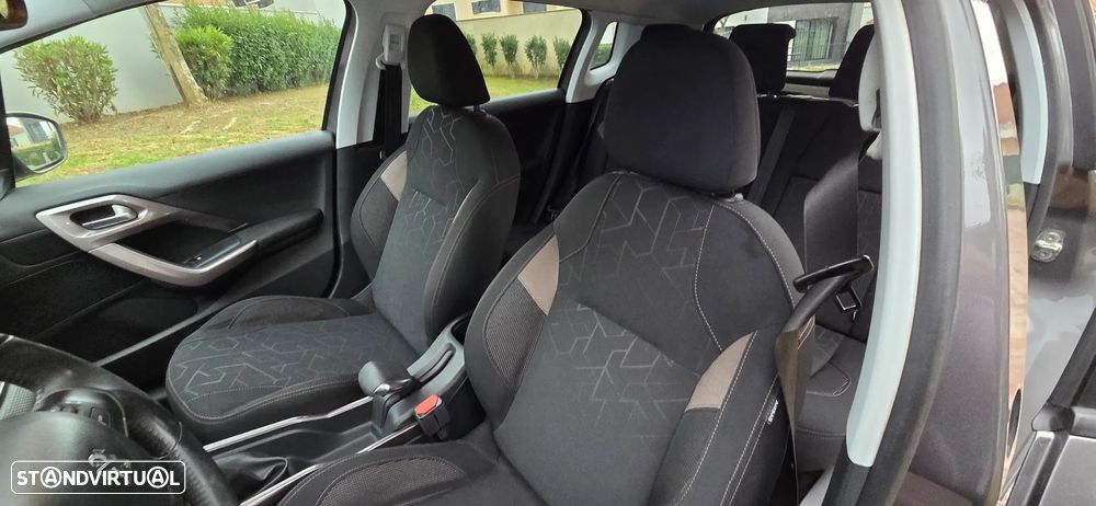 Peugeot 2008 1.4 HDi Active - 17