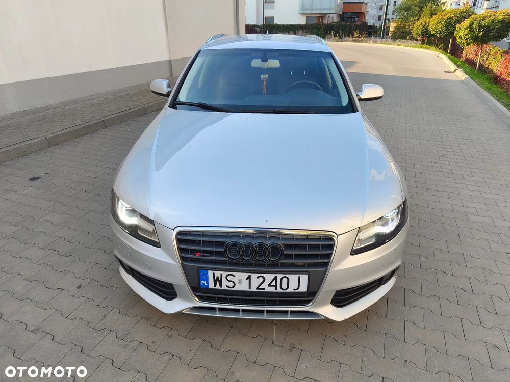 Audi A4 Avant 2010 photo 3