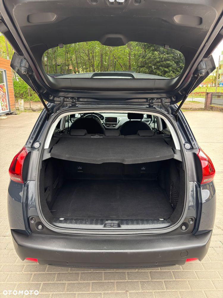Peugeot 2008 PureTech 82 Signature - 31