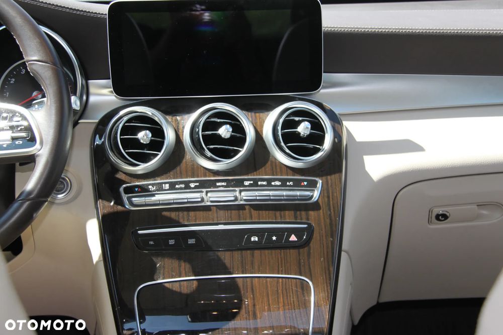 Mercedes-Benz GLC 200 4-Matic - 19