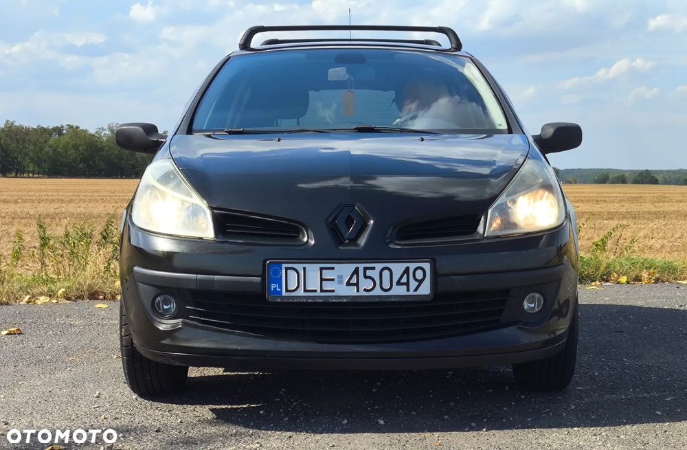 Renault Clio - 15