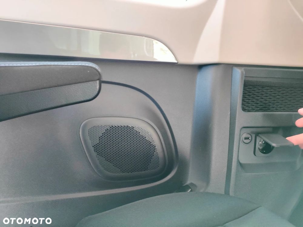 Renault Trafic Blue Grand Spaceclass - 19