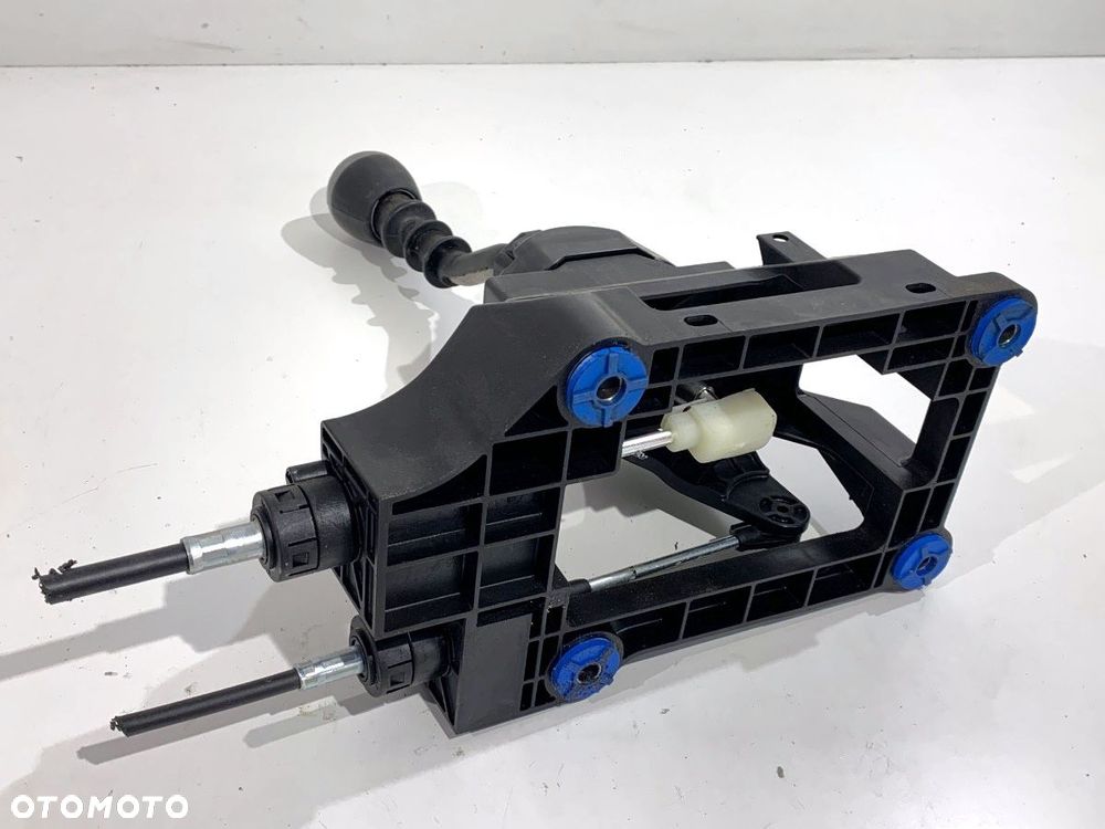 DŹWIGNIA ZMIANY BIEGÓW  SSANGYONG TIVOLI 2015 - 2022 1.5 T-GDi 120 kW [163 KM] benzyna 2021 - 2022 - 5