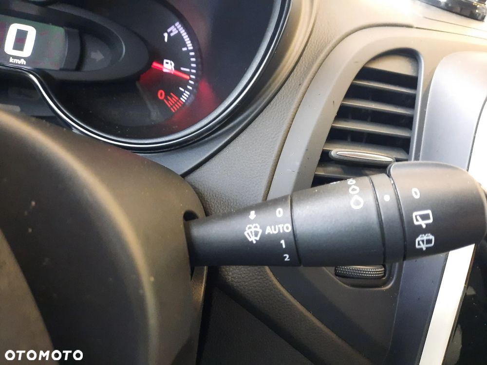 Renault Captur - 25