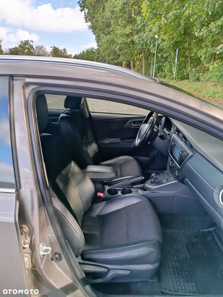 Toyota Auris - 7