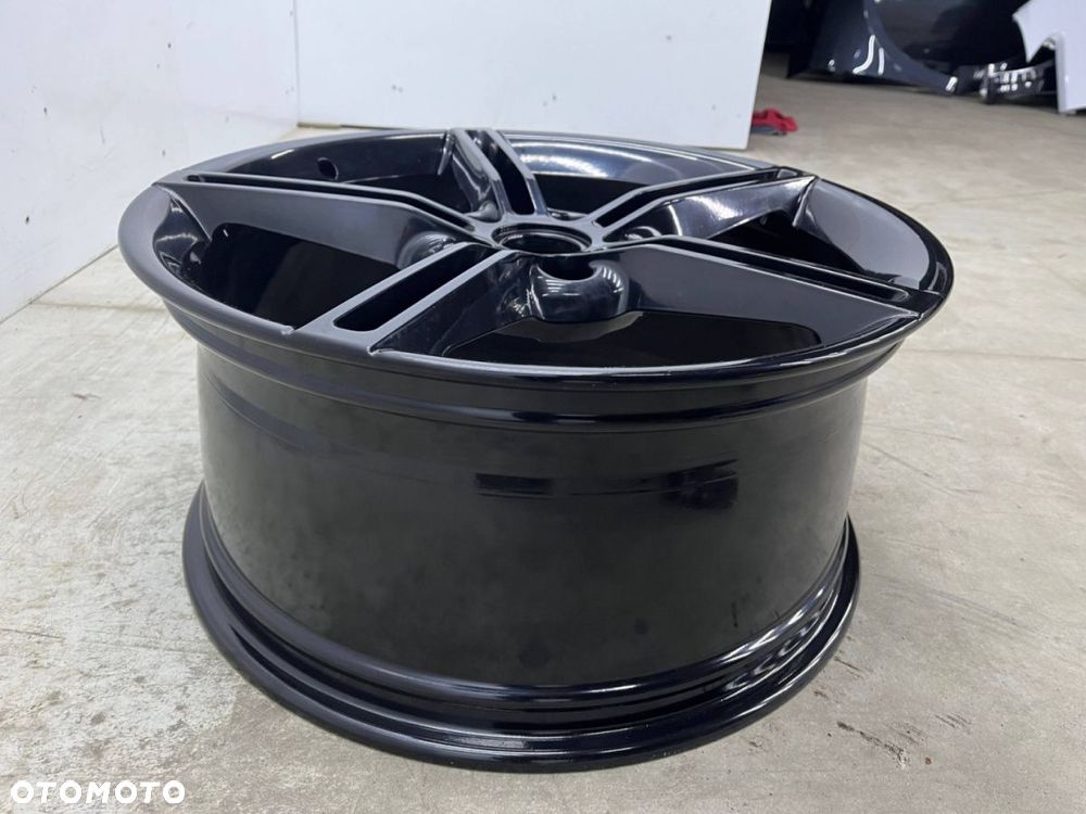 Felga Porsche Taycan 9,5jx21 H2 ET60 5x130 pojedyncza sztuka 21 cali oryginalna 9j1601025aa - 10